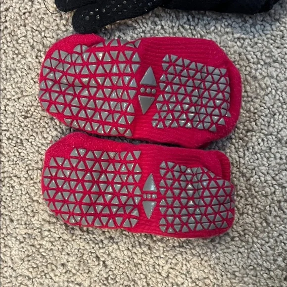 Toesox Women's Toe Socks Trio - Fuchsia, Black, Aqua - Picture 5 of 8